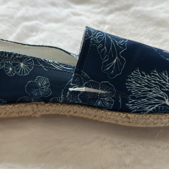 NWT Vionic Beach Laguna Slip on Blue Coral size 8 - Picture 8 of 9